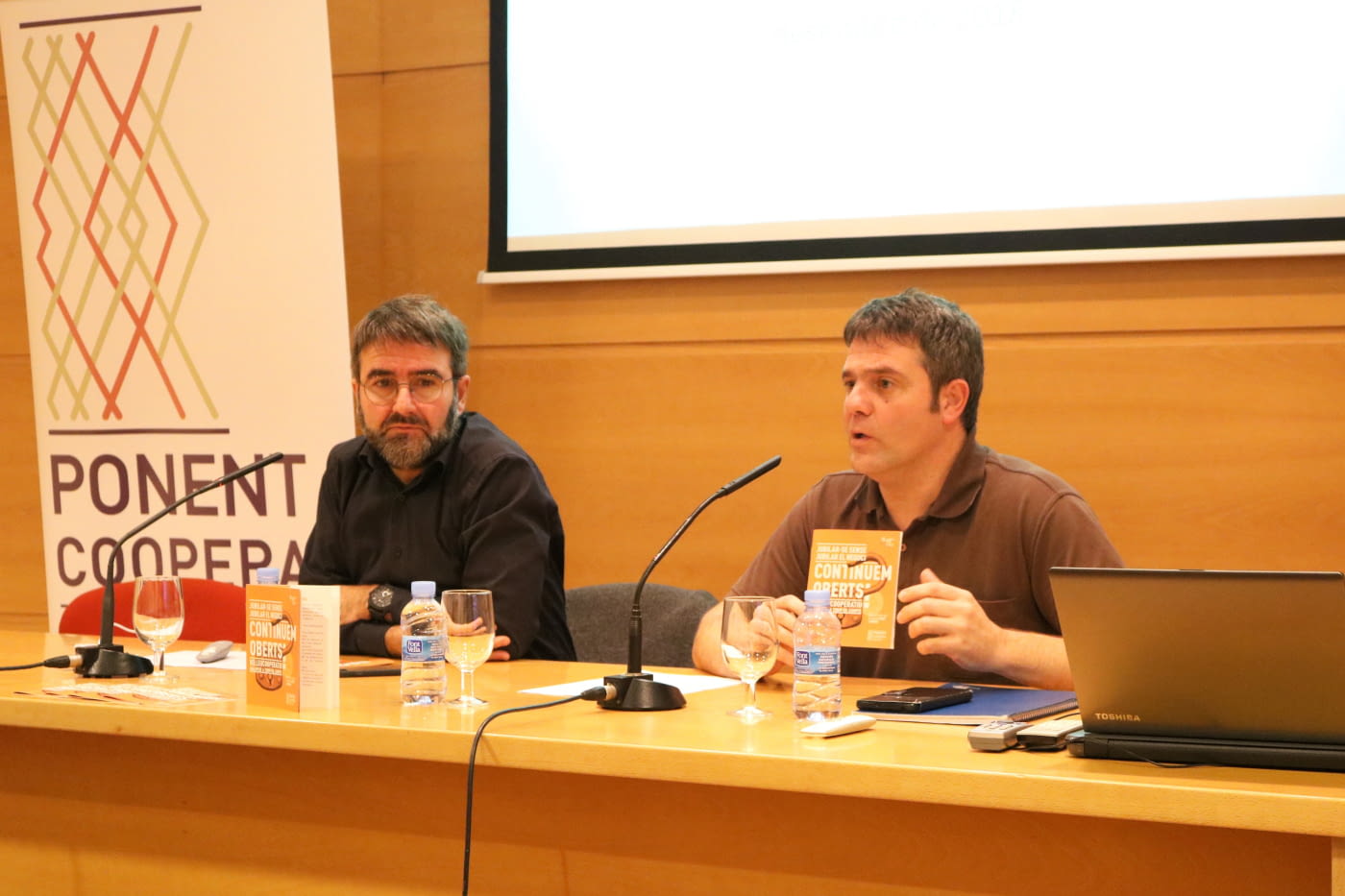 Ponent Coopera proposa la cooperativa com a solució de relleu per a empreses i comerços locals en risc de tancament