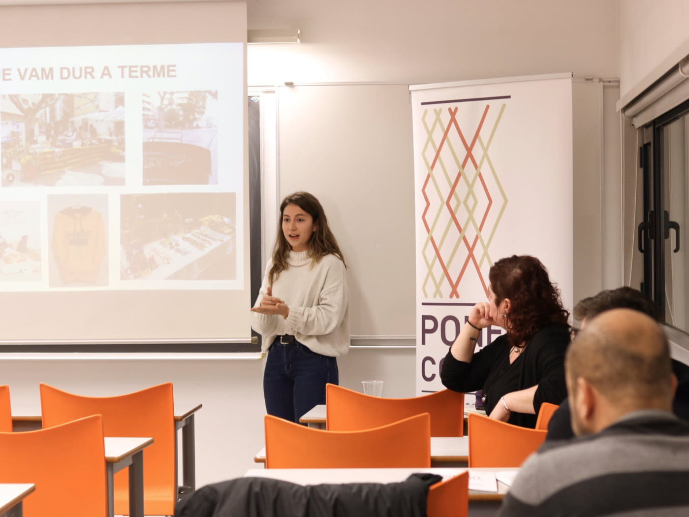 Aprenem cooperant! Jornada sobre les cooperatives d'alumnes